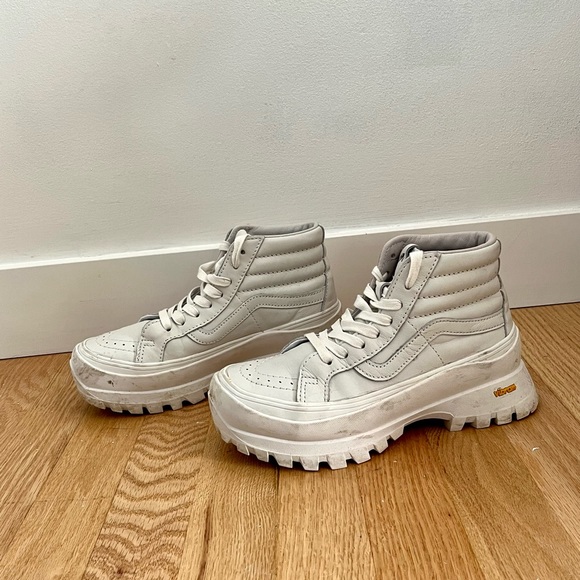 Vibram x Vans Vault Sk8-Hi LX Sneakers | Size 5.5 - Picture 3 of 6